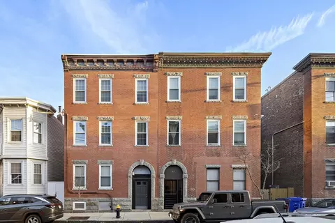 67 Frankfort St #102, Boston, MA 02128