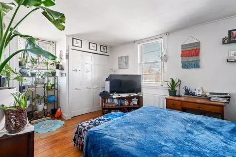 Bedroom - 10-12 Berkeley St, Easthampton, MA 01027 photo 2 of 7