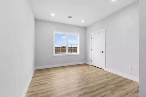 889-895 Grinnell St #4, Fall River, MA 02721 photo 29