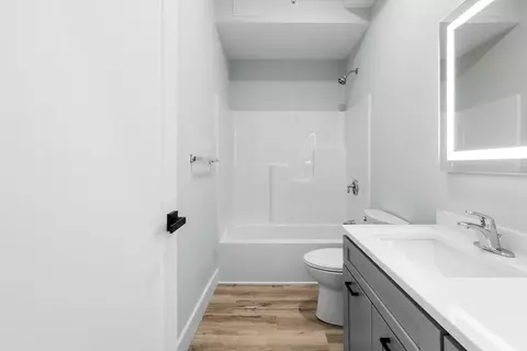 889-895 Grinnell St #4, Fall River, MA 02721 photo 27