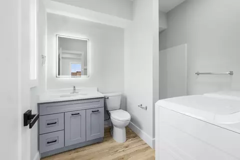 889-895 Grinnell St #4, Fall River, MA 02721 photo 16