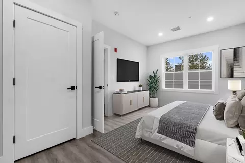 889-895 Grinnell St #4, Fall River, MA 02721 photo 5