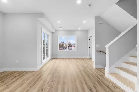 889-895 Grinnell St #4, Fall River, MA 02721 photo 11
