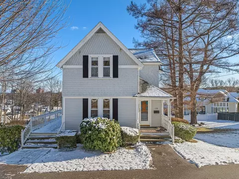 108 S Central Ave, Quincy, MA 02170