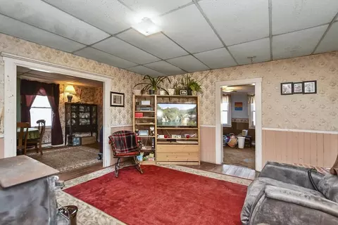 401 Main St, Townsend, MA 01474 photo 5