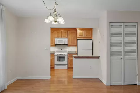 4 Summit Dr #302, Reading, MA 01867 photo 26