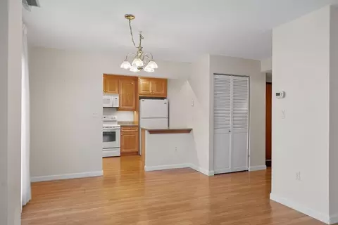 4 Summit Dr #302, Reading, MA 01867 photo 27