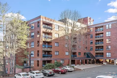 4 Summit Dr #302, Reading, MA 01867 photo 7