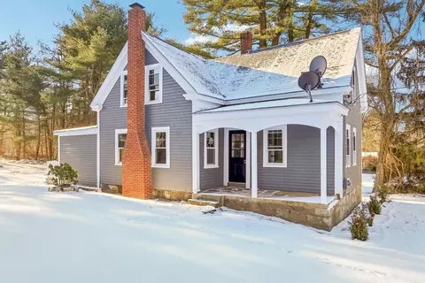 Exterior - 58 E Washington St, Hanson, MA 02341 photo 6 of 12