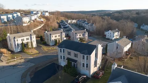 View/Area - 1 Holly Ter # -B, Worcester, MA 01607 photo 1 of 1