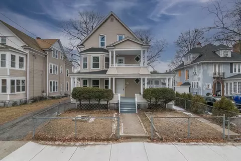 186 Oak St, Springfield, MA 01151