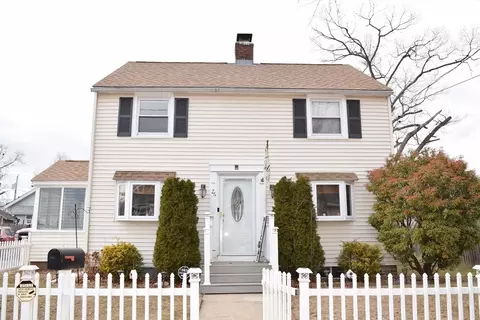 26 Haskins St, Springfield, MA 01109 photo 39