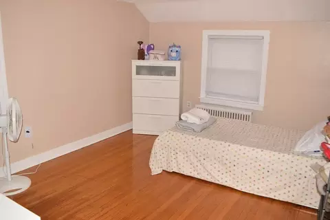 26 Haskins St, Springfield, MA 01109 photo 24