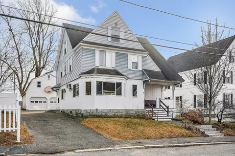 51 Whitney Ave, Lowell, MA 01850