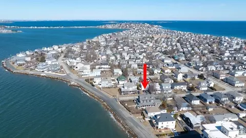 2 C St, Hull, MA 02045 photo 2