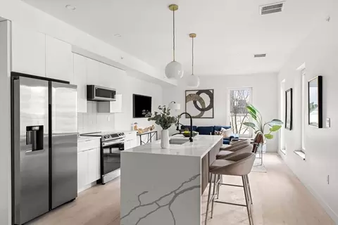 122 Washington St #27, Weymouth, MA 02188