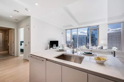 133 Seaport Blvd #2201, Boston, MA 02210