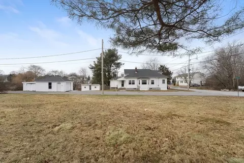 Exterior - 111 Plain St, Taunton, MA 02780 photo 1 of 5