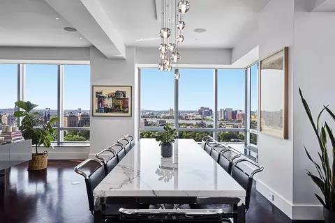 2 Avery St #22E, Boston, MA 02111