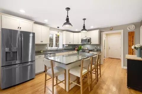 486 Ware St, Mansfield, MA 02048 photo 10