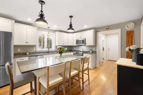 486 Ware St, Mansfield, MA 02048 photo 8