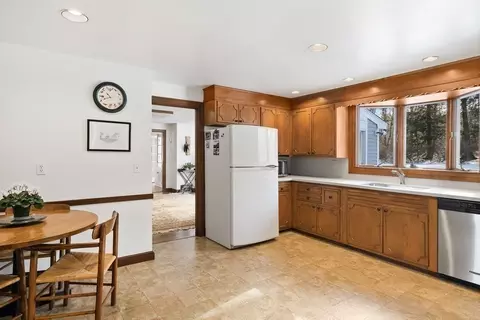 18 Greystone Rd, Dover, MA 02030 photo 9