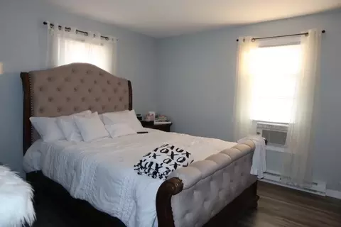 75 Florence St, Springfield, MA 01105 photo 14