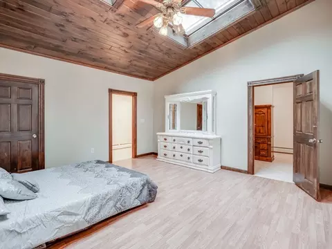 Bedroom - 29 Agate Ave, Worcester, MA 01604 photo 3 of 8