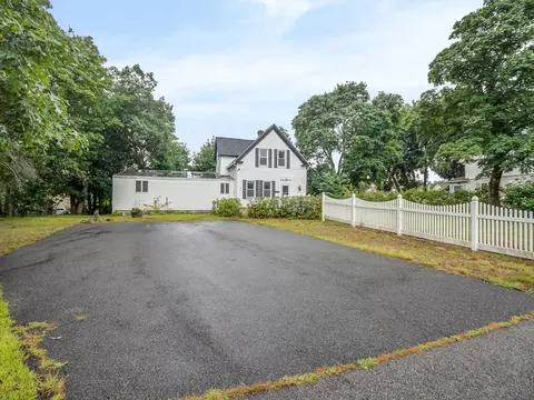 Exterior - 29 Agate Ave, Worcester, MA 01604 photo 1 of 4
