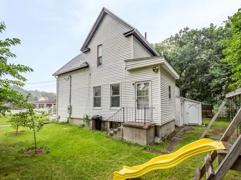 Exterior - 29 Agate Ave, Worcester, MA 01604 photo 3 of 4