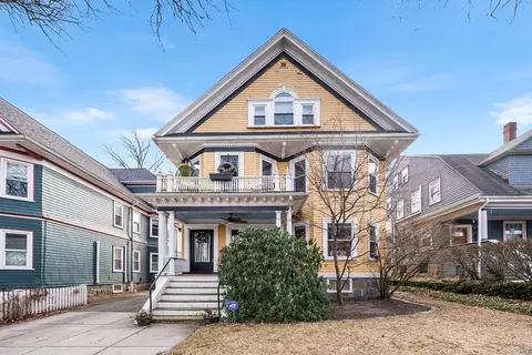 77 Melville Ave #1, Dorchester Center, MA 02124