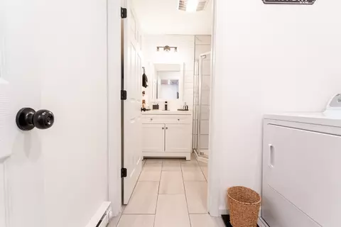 96 Decatur St, Springfield, MA 01151 photo 8