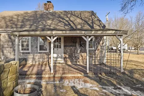 2 Mill St, Wareham, MA 02571 photo 4