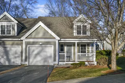 47 Flint Pond Dr #47, Grafton, MA 01536
