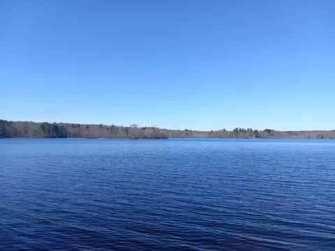 57 Lake Shore Dr, Holliston, MA 01746
