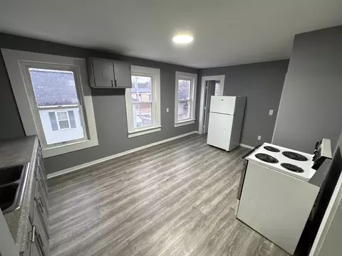391 Unity Ave, Athol, MA 01331 photo 3
