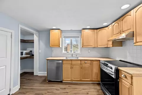 11 Marr Rd, Saugus, MA 01906 photo 5