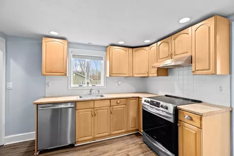 11 Marr Rd, Saugus, MA 01906 photo 7