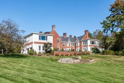 383 Westfield St #101, Dedham, MA 02026