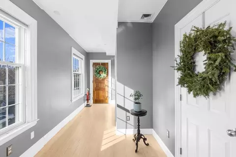 542 Walnut St #E, Fall River, MA 02720 photo 10