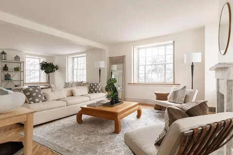 788 Washington St, Brookline, MA 02446 photo 2