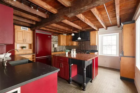 788 Washington St, Brookline, MA 02446 photo 10