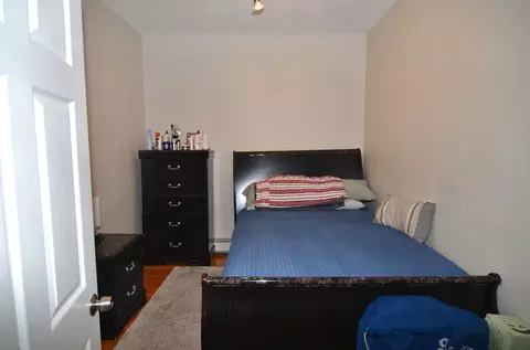 Bedroom - 28 Parlin St, Everett, MA 02149 photo 2 of 6