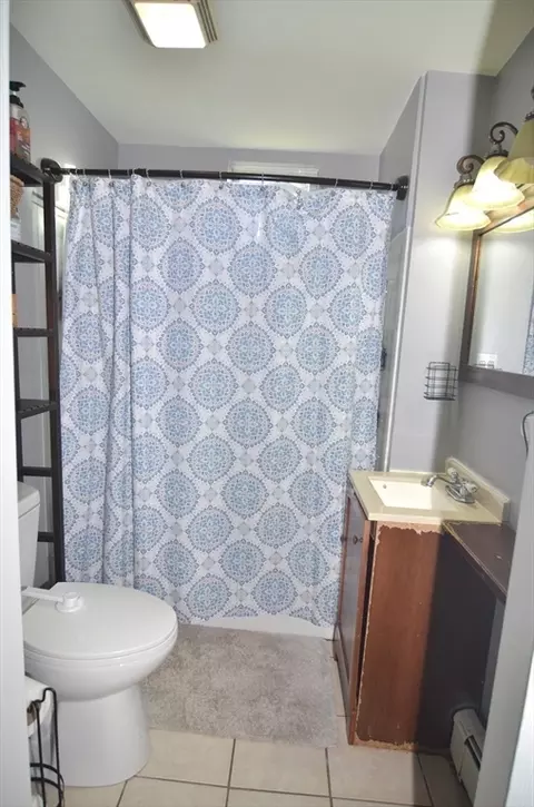 Bath - 28 Parlin St, Everett, MA 02149 photo 1 of 5