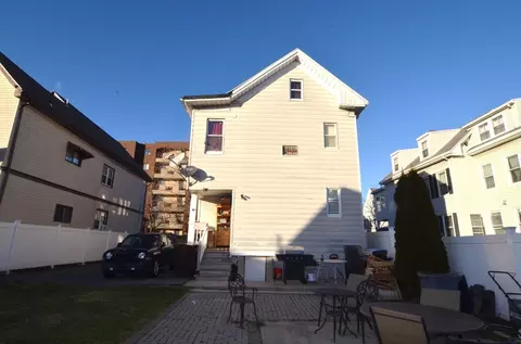 Exterior - 28 Parlin St, Everett, MA 02149 photo 4 of 4