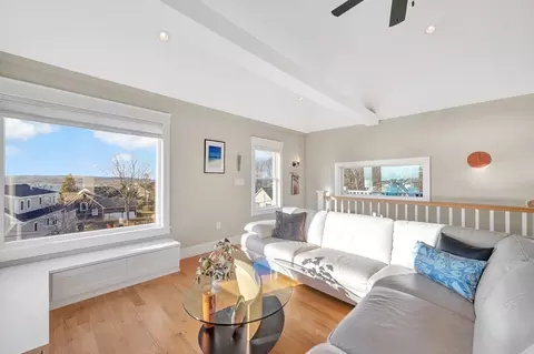 Living - 64 Eastern Point Rd #2, Gloucester, MA 01930 photo 4 of 5