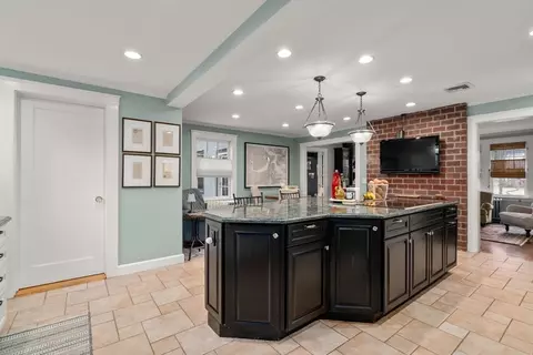 47 Summit Rd, Wellesley, MA 02482 photo 6
