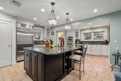 47 Summit Rd, Wellesley, MA 02482 photo 7