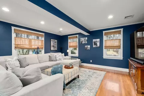 47 Summit Rd, Wellesley, MA 02482 photo 16