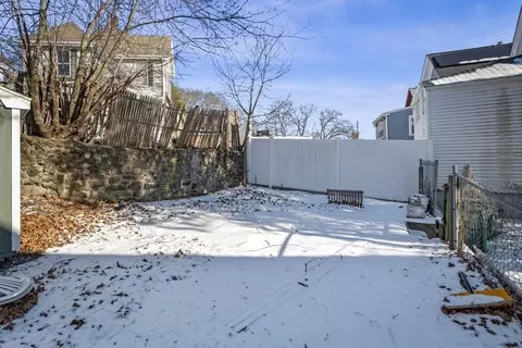 95 Walnut St, Lynn, MA 01905 photo 34
